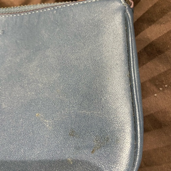 Coach Blue leather zip wristlet. - Picture 3 of 3